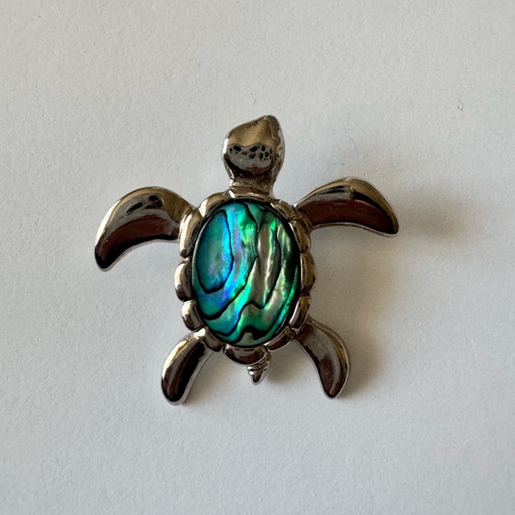 Hawaiian Turtle blue shell brooch - Picture 1 of 11